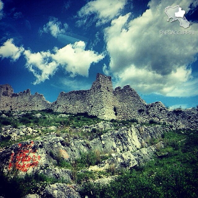 Avella - Castello Longobardo