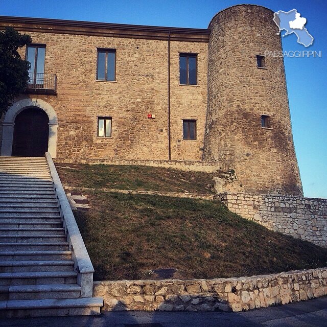 Manocalzati - Castello di San Barbato