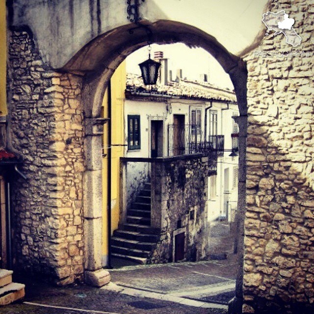 Sant'Andrea di Conza - Arco della Terra