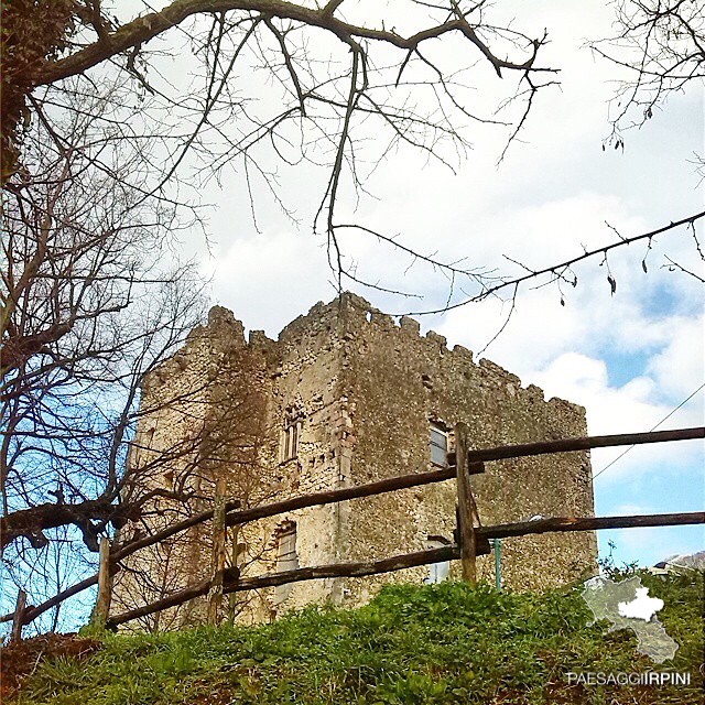 Bagnoli Irpino - Castello dei Cavaniglia