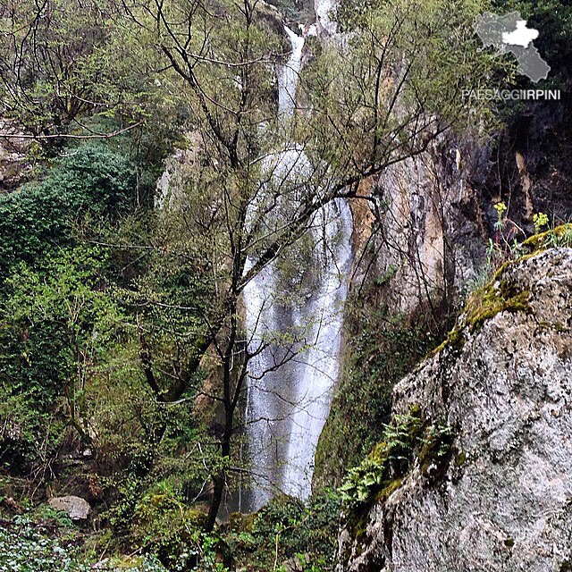Calabritto - Cascata del Bard natore - Parco regionale dei monti Picentini