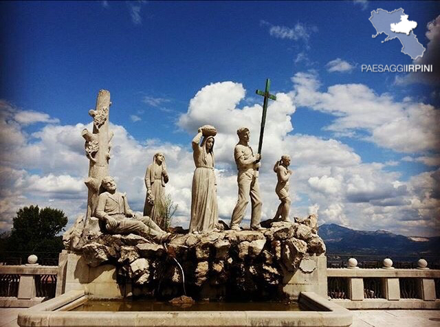 Ospedaletto d'Alpinolo - Monumento al Pellegrino