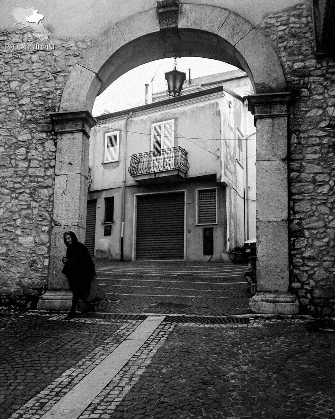 Sant'Andrea di Conza - Arco della Terra