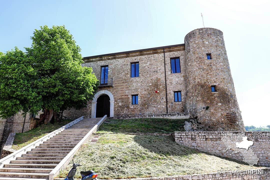 Manocalzati - Castello di San Barbato