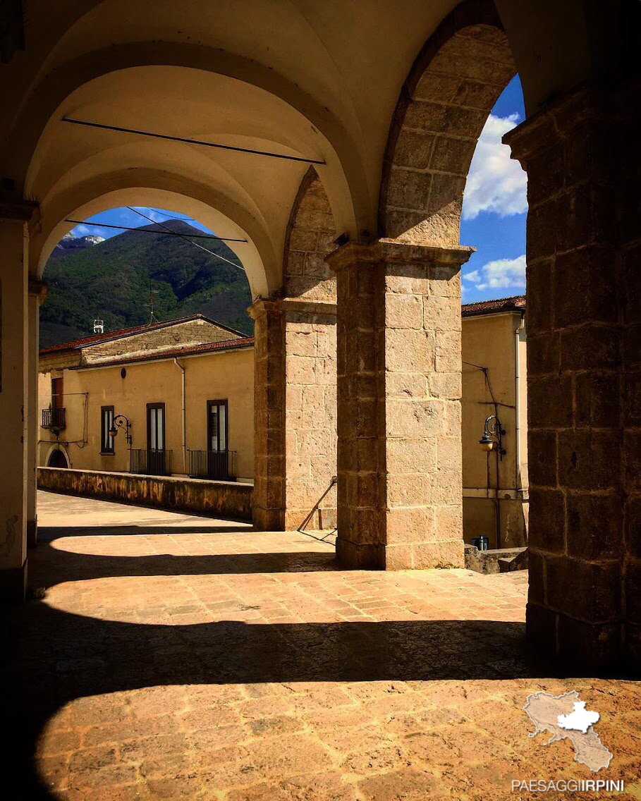 Santa Lucia di Serino - Convento delle Suore Clarisse