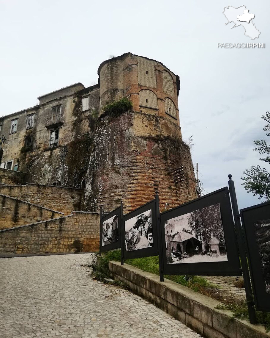 Tufo - Palazzo Di Marzo