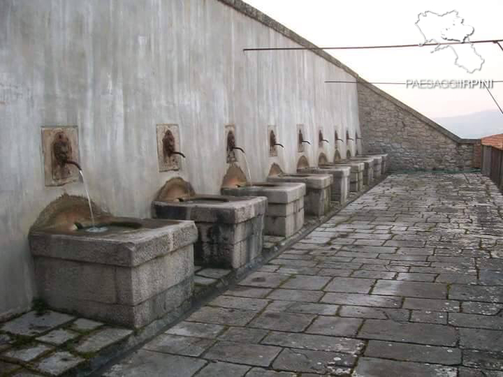 Torella dei Lombardi - Fontana monumentale