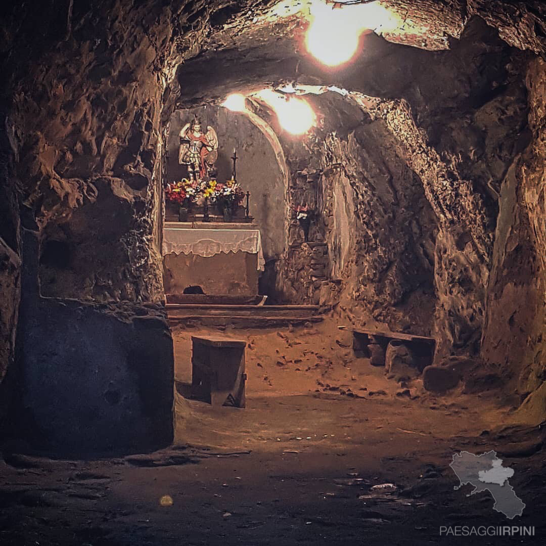 Tufo - Grotta di San Michele Arcangelo