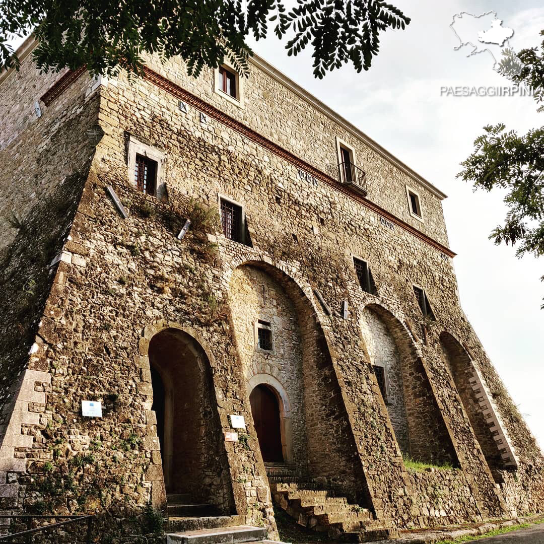 Montecalvo Irpino - Castello