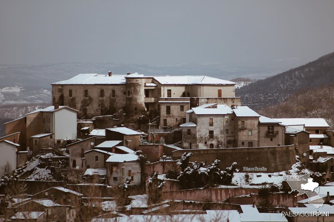 Grottolella - Castello Caracciolo