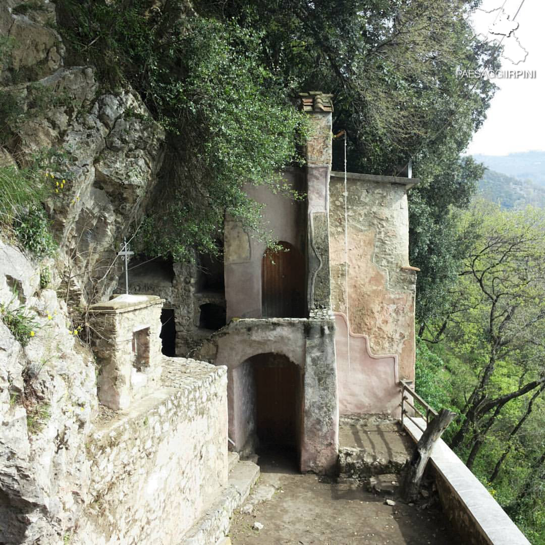 Montoro - Grotta di San Michele Arcangelo