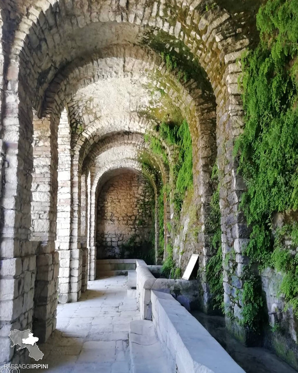 Torella dei Lombardi - Fontana monumentale
