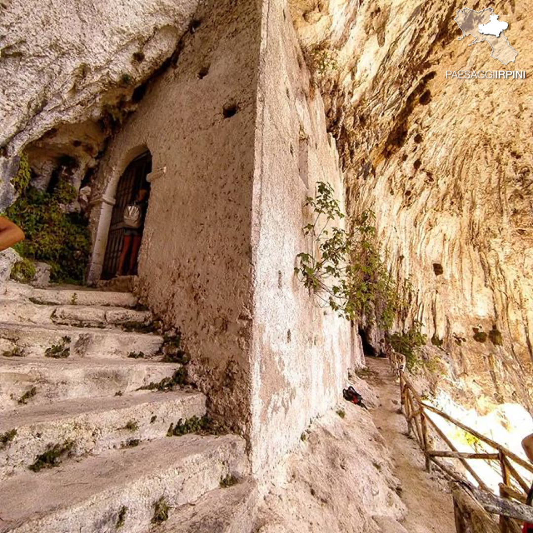 Calabritto - Santuario della Madonna del Fiume