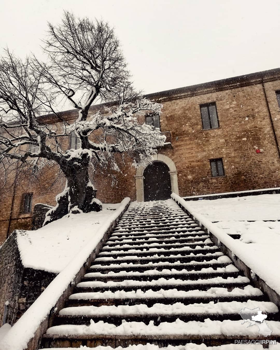 Manocalzati - Castello di San Barbato