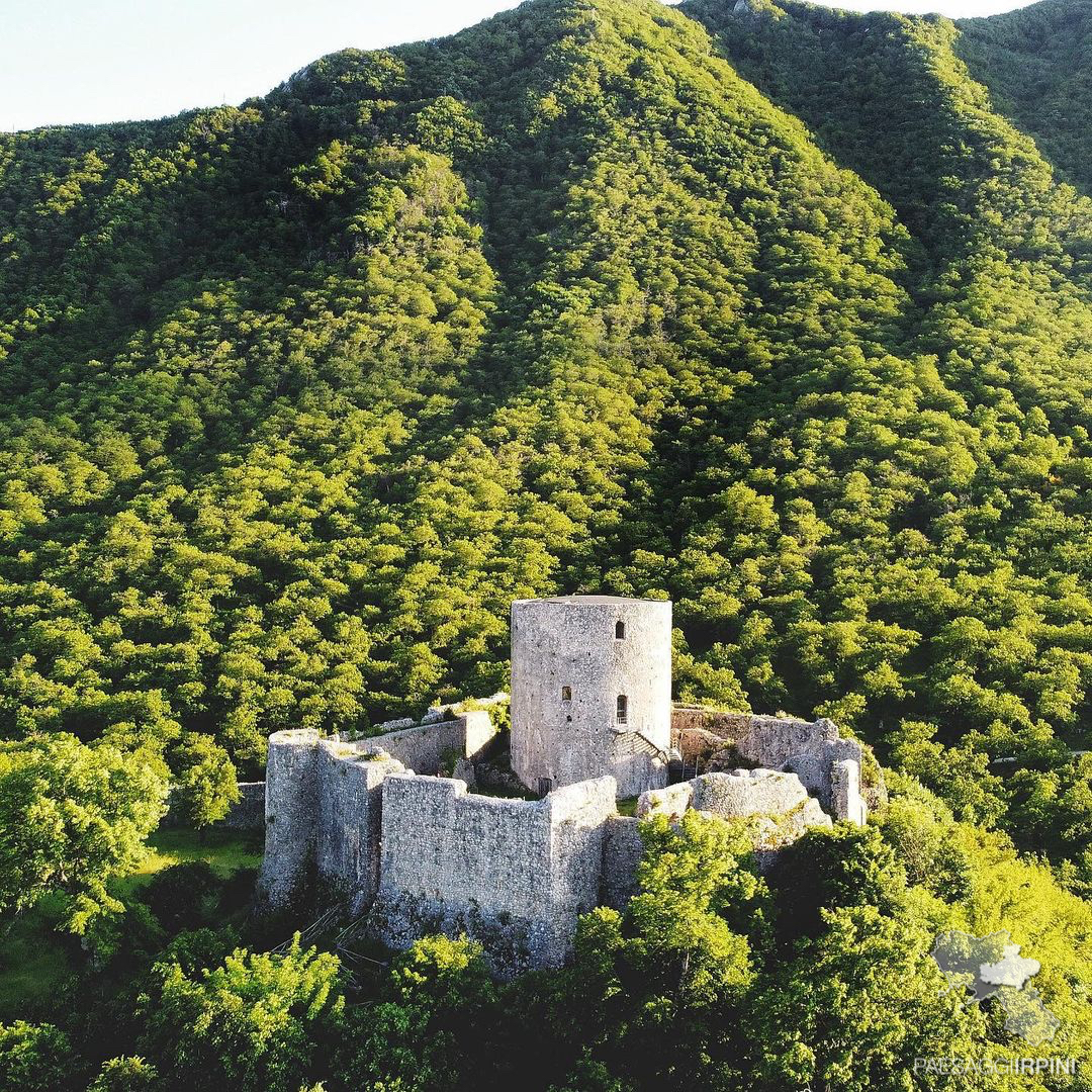 Montella - Castello del Monte