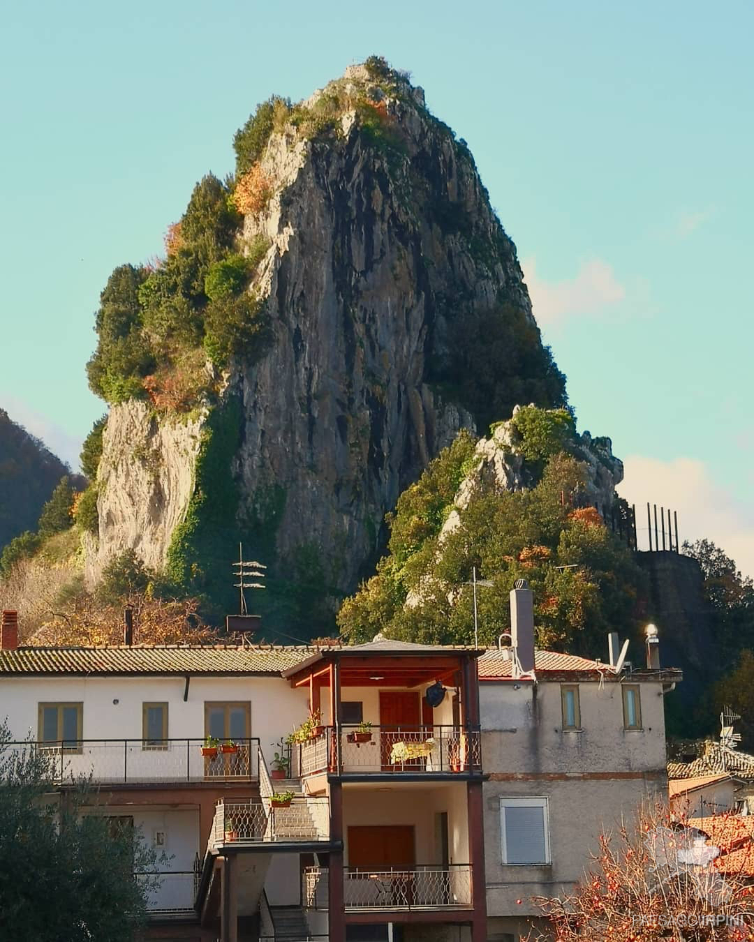 Pietrastornina