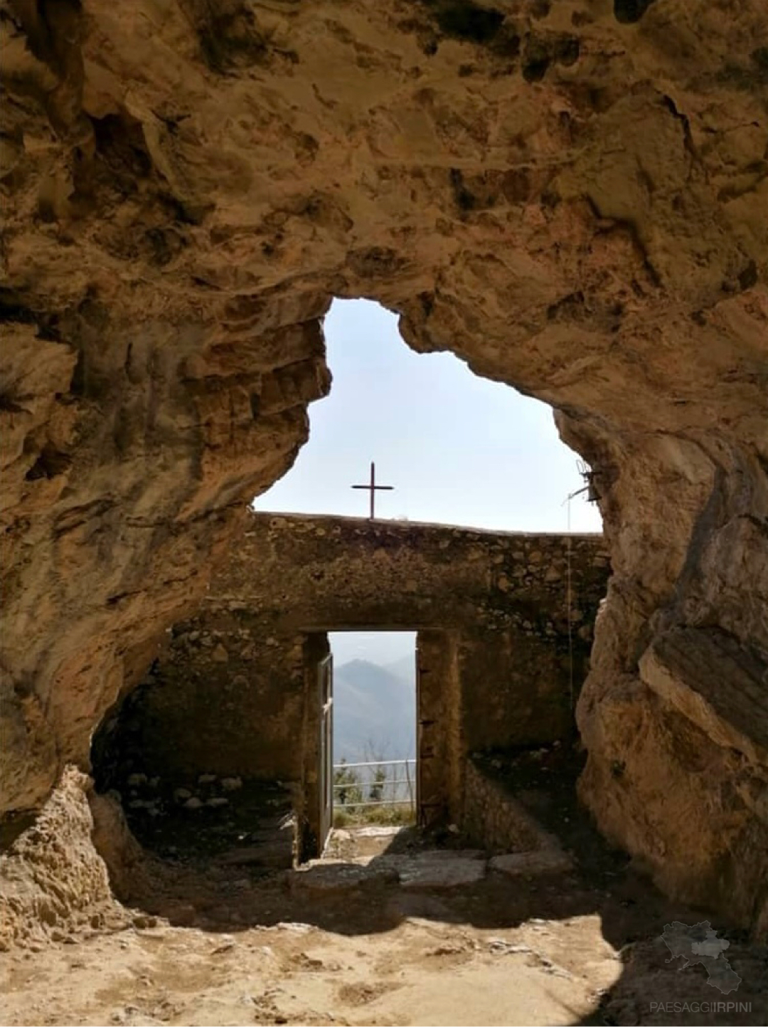 Contrada - Santuario di San Michele Arcangelo