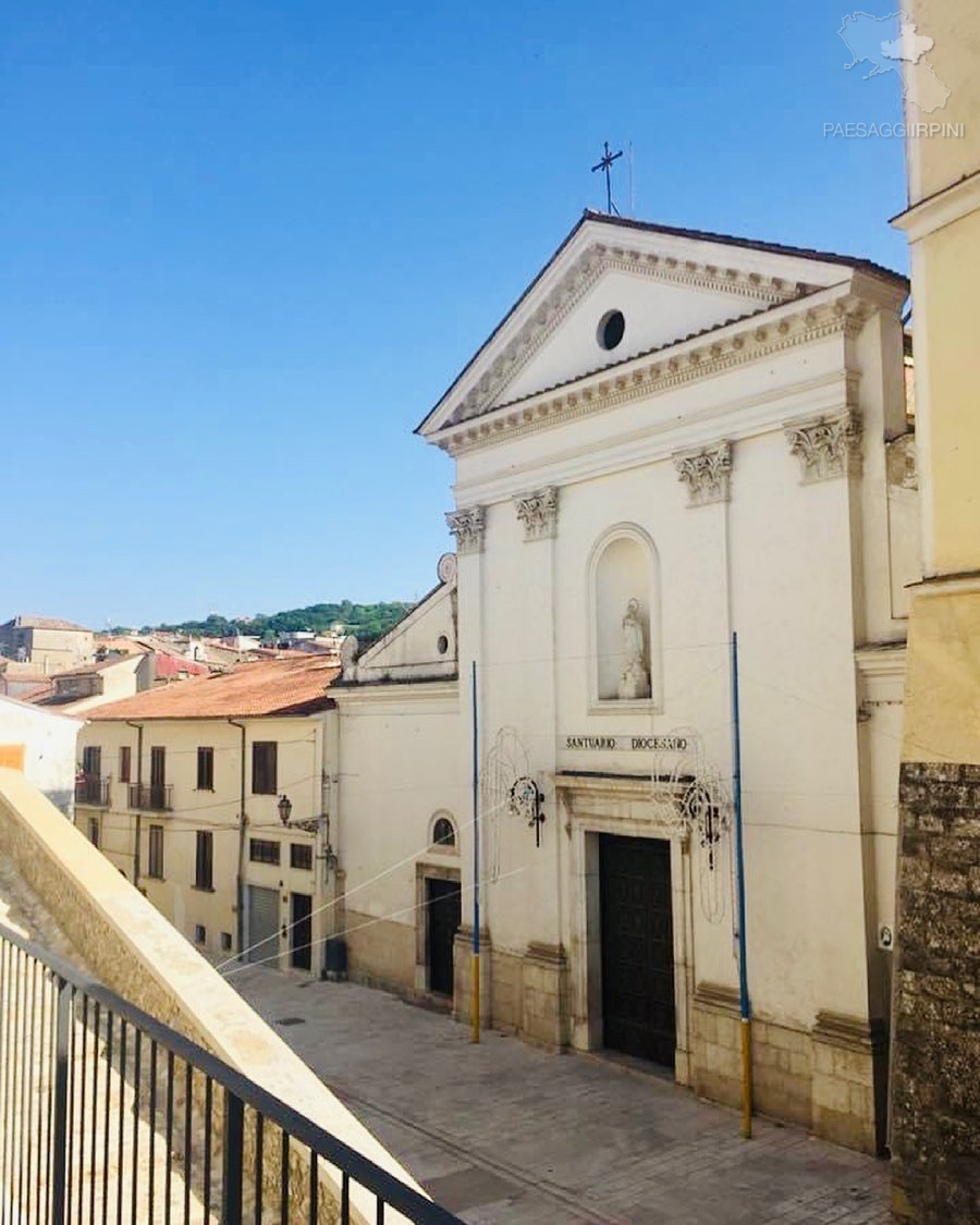 Altavilla Irpina - Collegiata di San Pellegrino