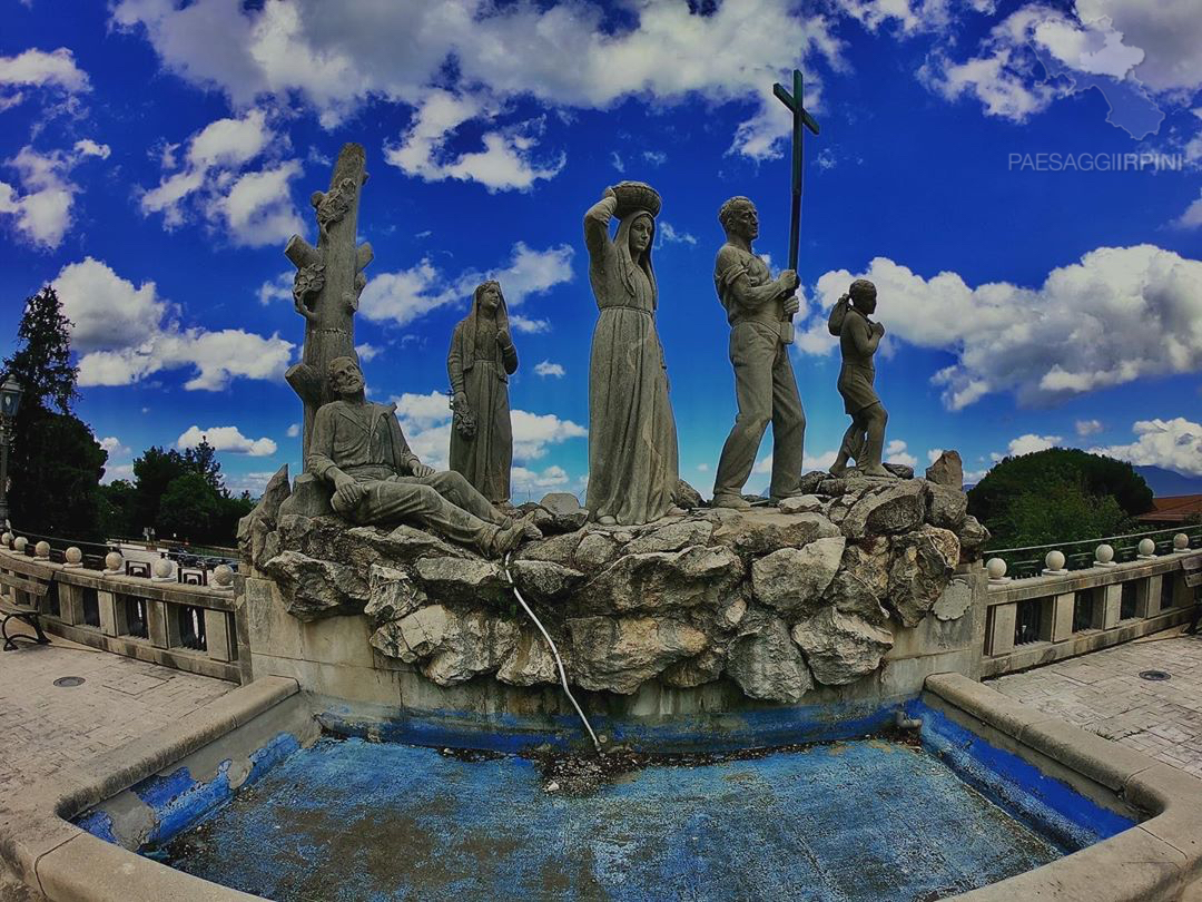 Ospedaletto d'Alpinolo - Monumento al Pellegrino