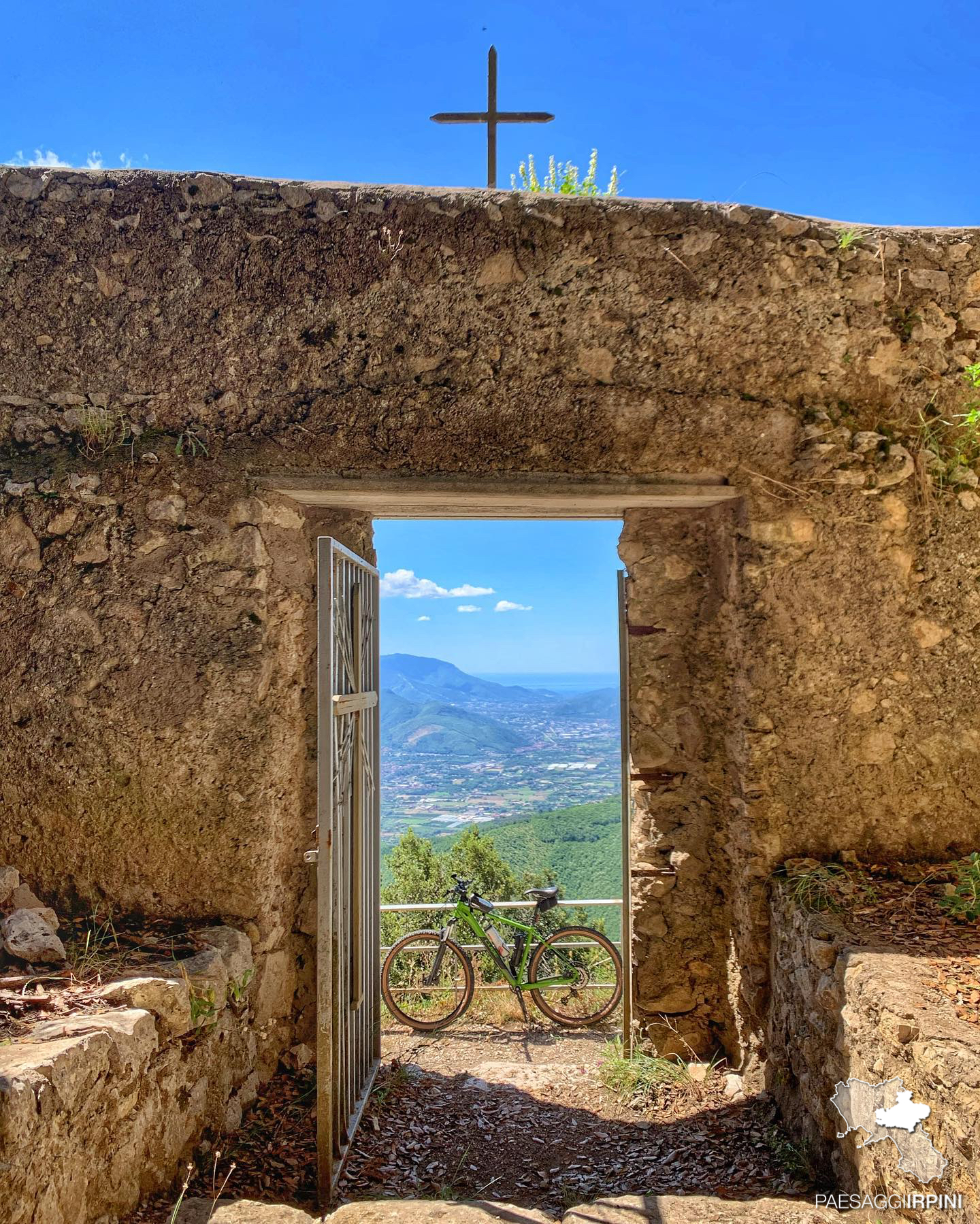 Contrada - Santuario di San Michele Arcangelo