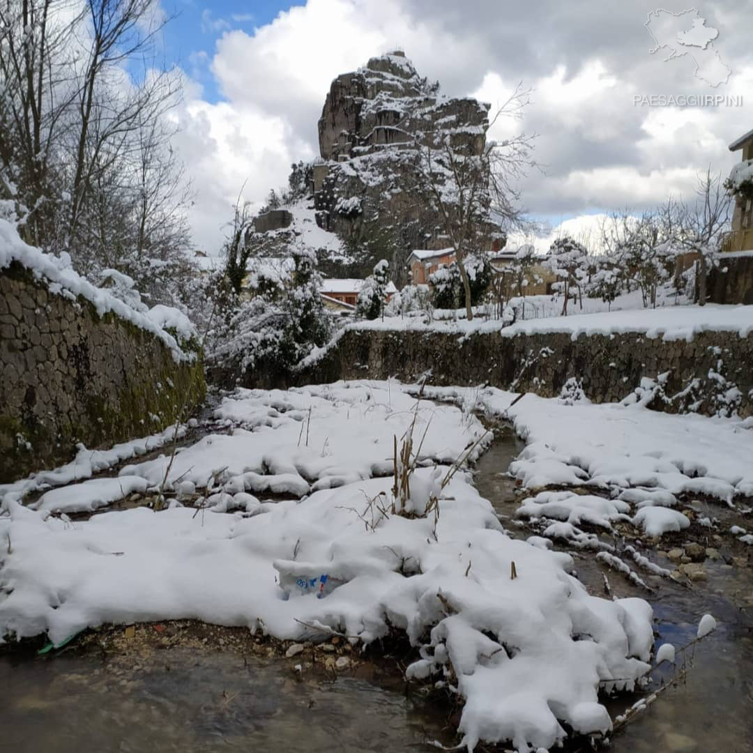 Pietrastornina