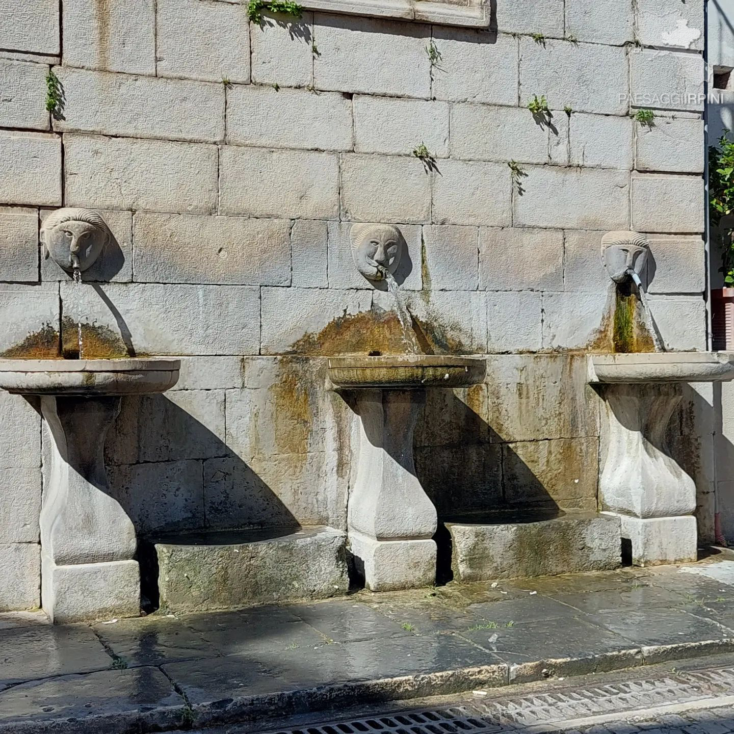 San Sossio Baronia - Fontana Tre Cannelle