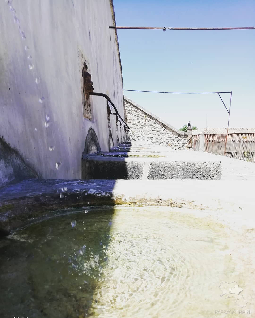 Torella dei Lombardi - Fontana monumentale